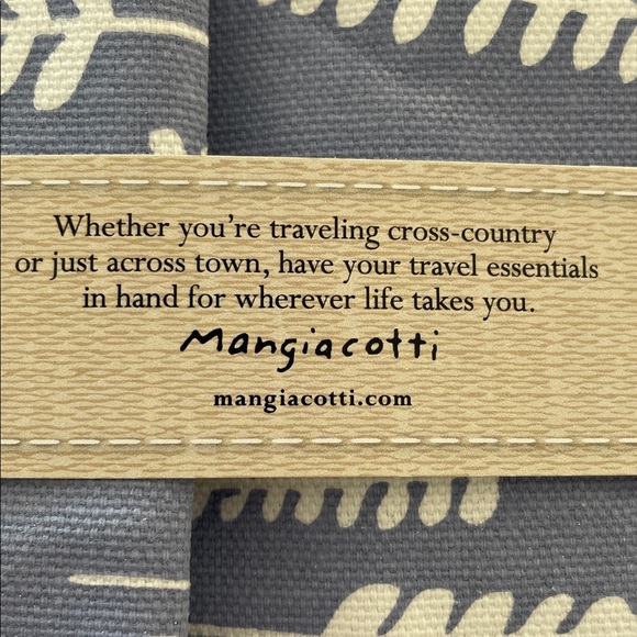 NWT Make up or travel bags. 3 pack bundle - Picture 3 of 3